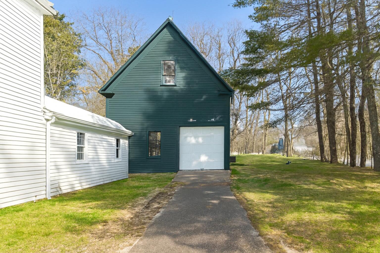 259 Falmouth Road Property Photo 7