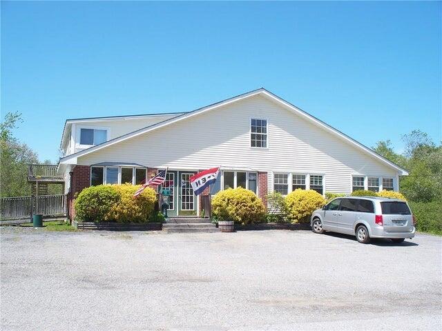 230 Searsport Avenue Property Photo 1