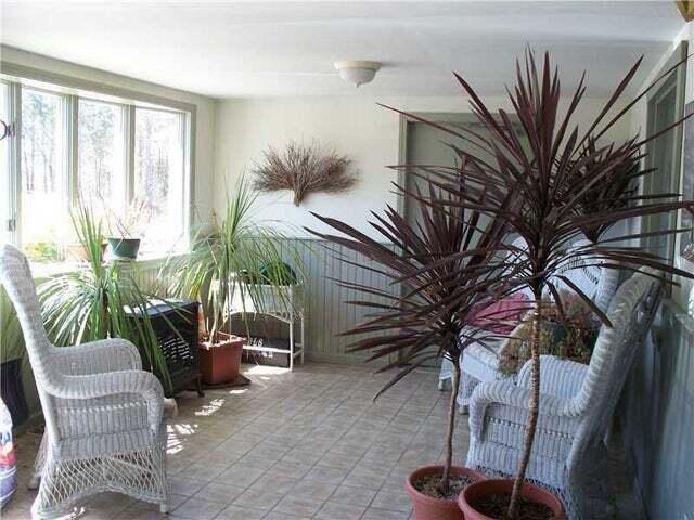 230 Searsport Avenue Property Photo 5