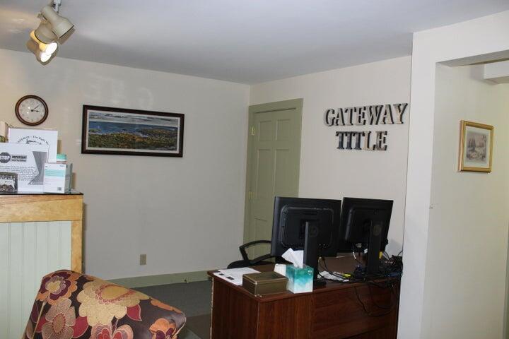 230 Searsport Avenue Property Photo 7