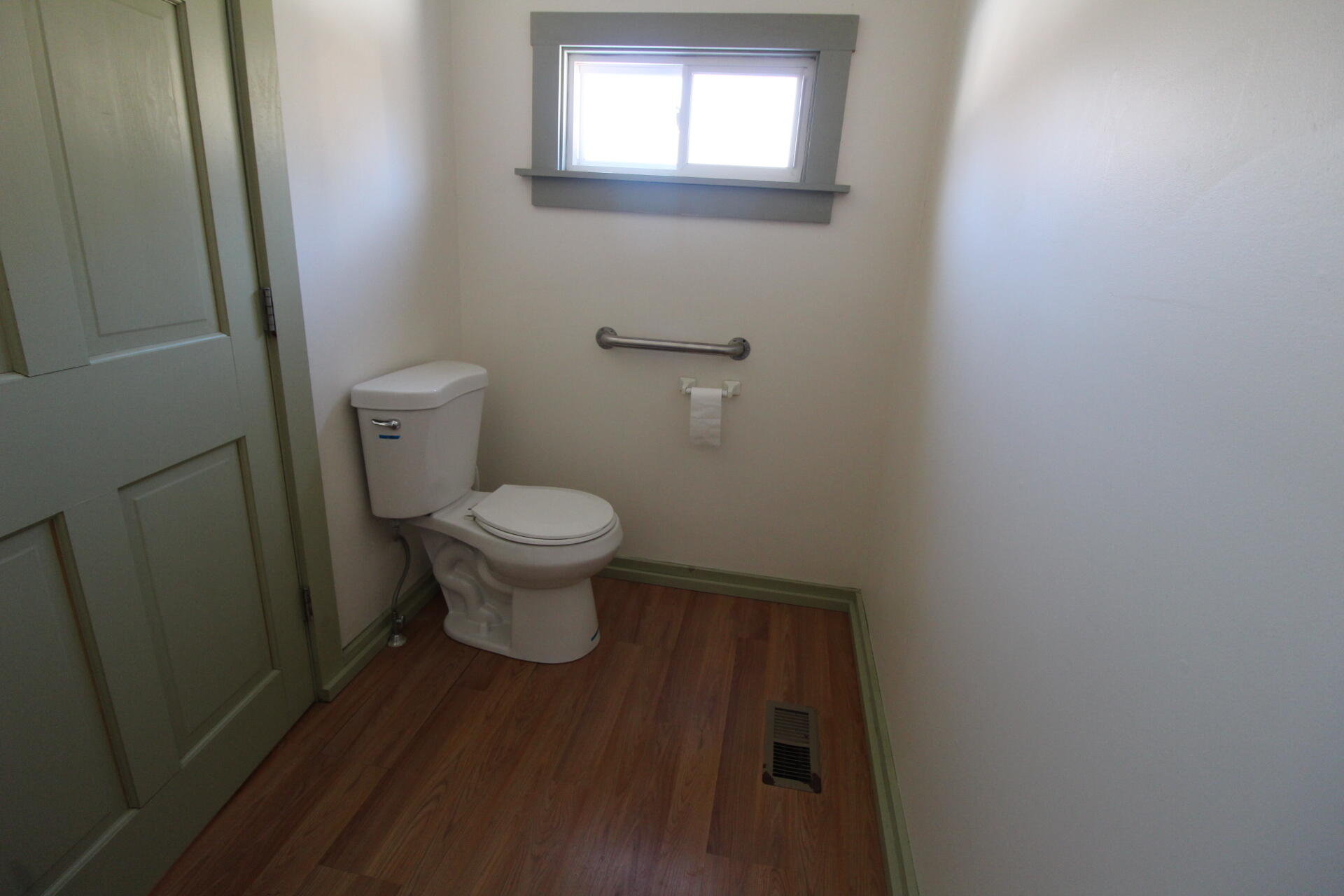 230 Searsport Avenue Property Photo 27