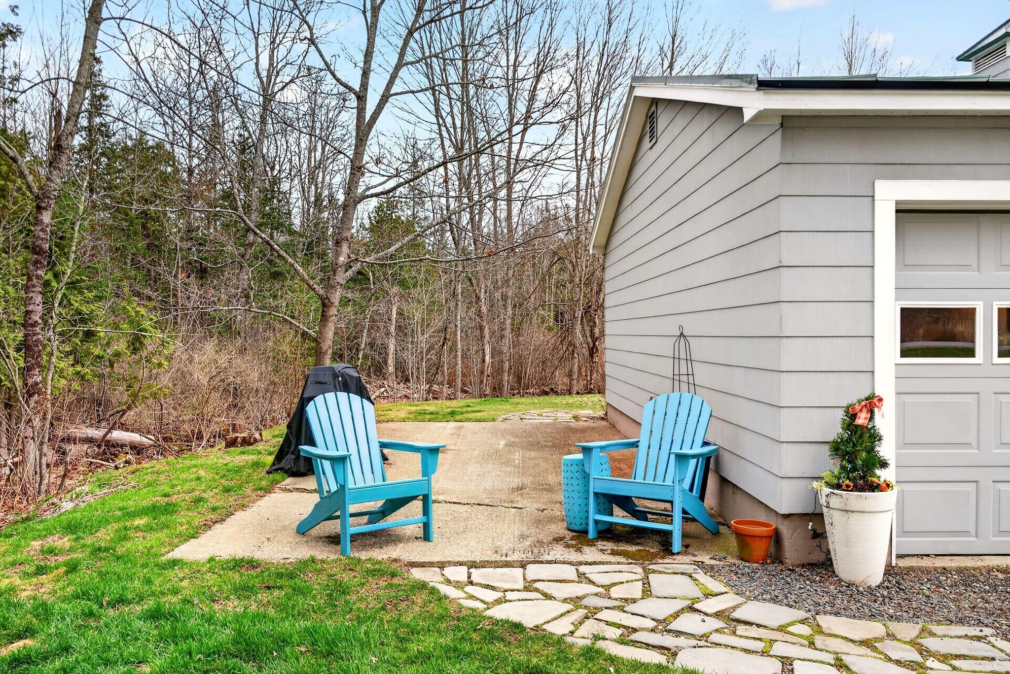 235 Swan Lake Avenue Property Photo 35