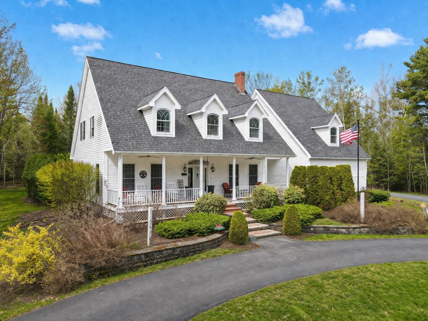 25 Deer Hill Lane Property Photo 1