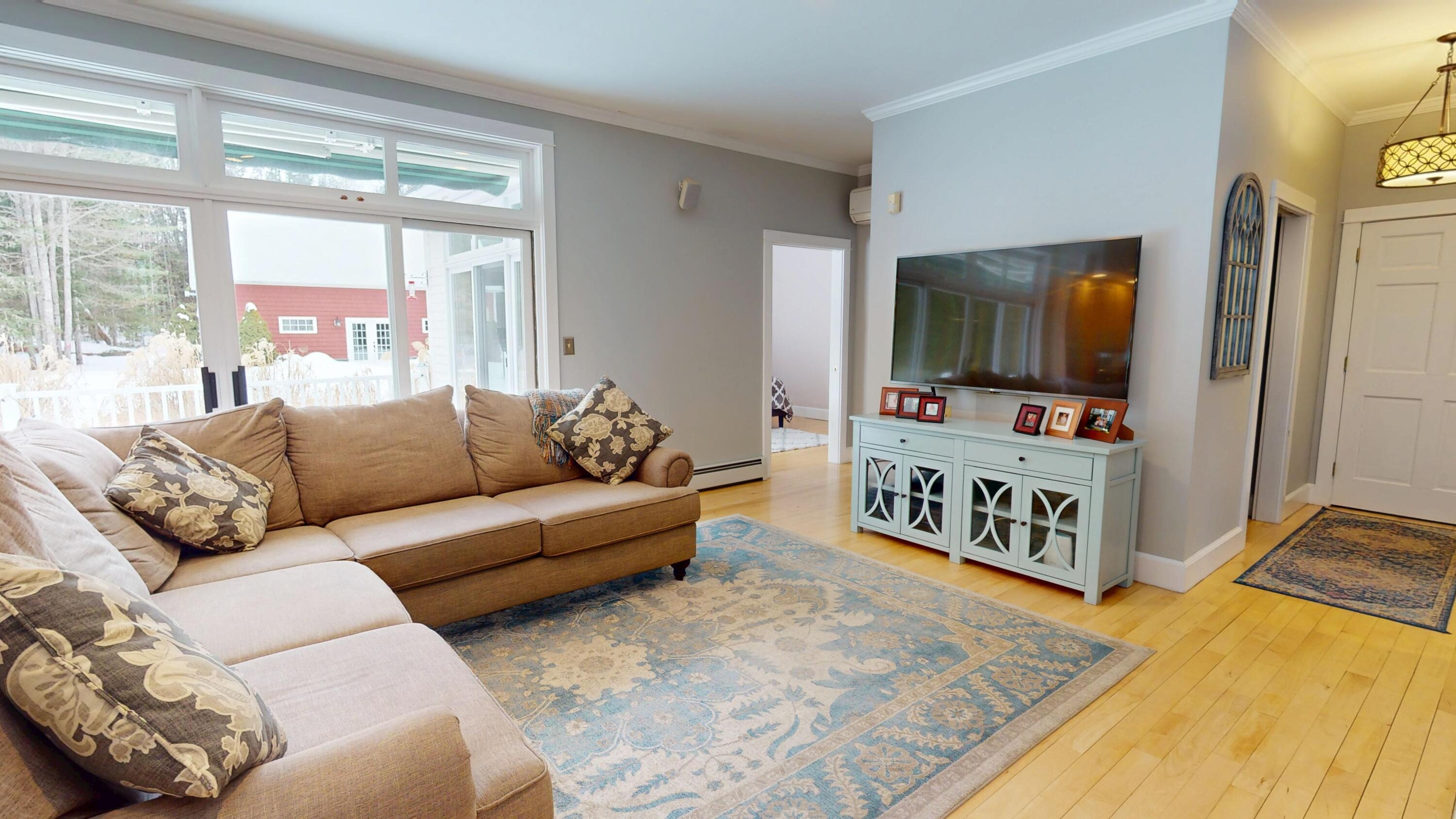 25 Deer Hill Lane Property Photo 13