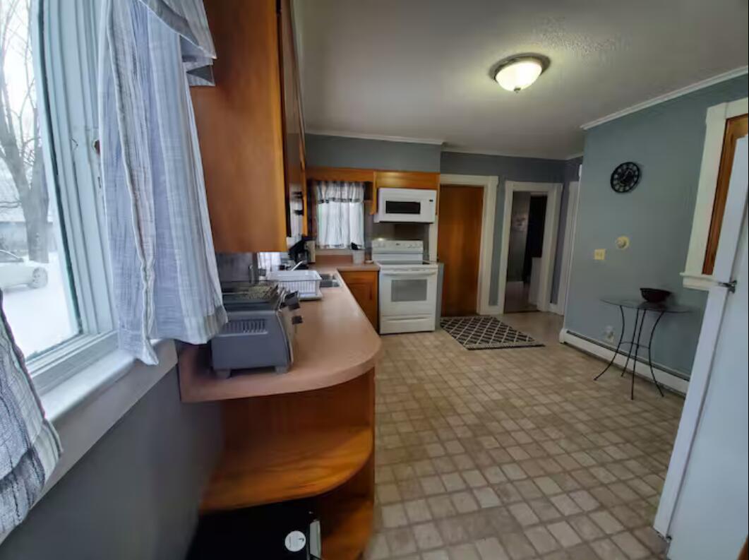 18 Preble Street Property Photo 33
