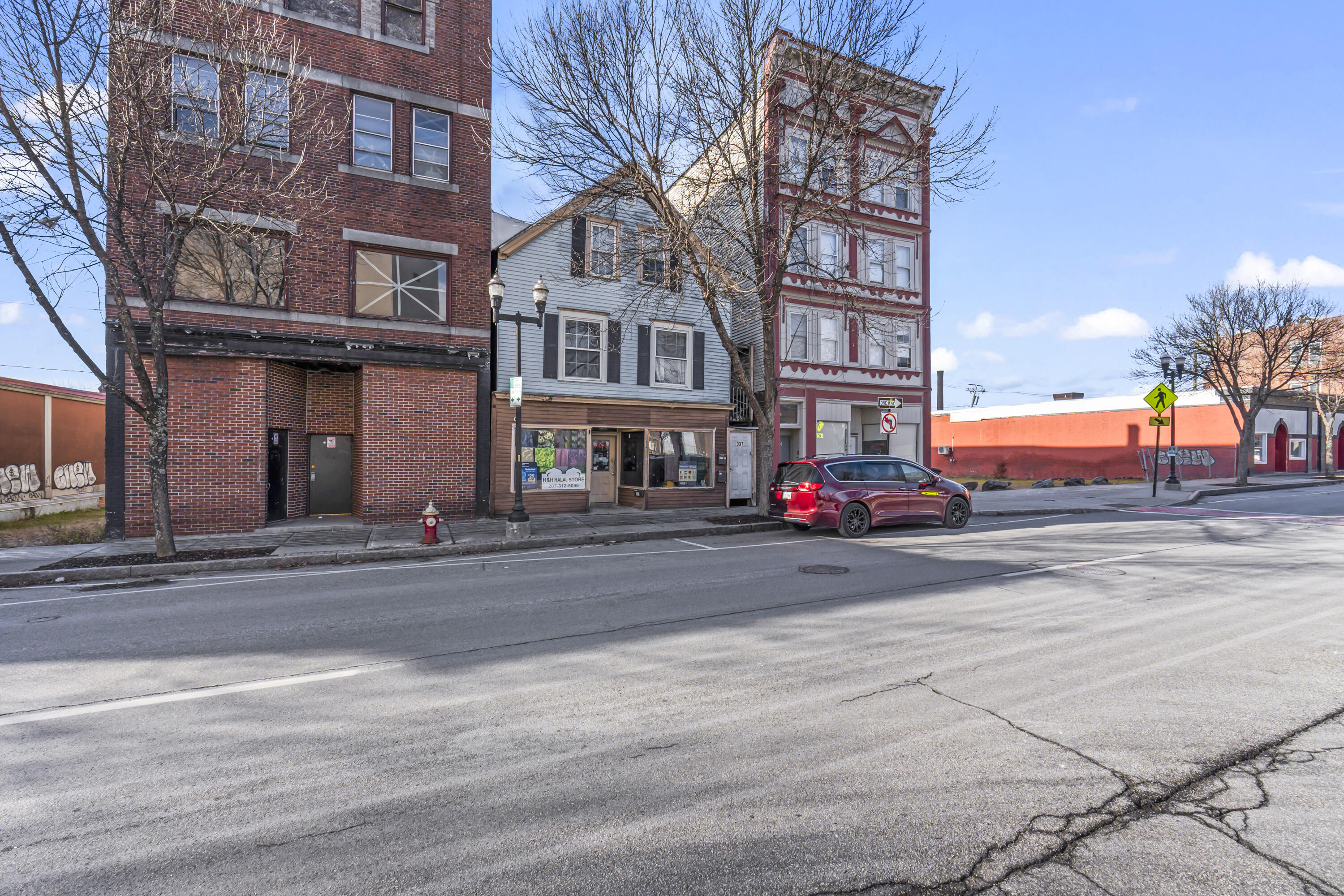 337 Lisbon Street Property Photo 7