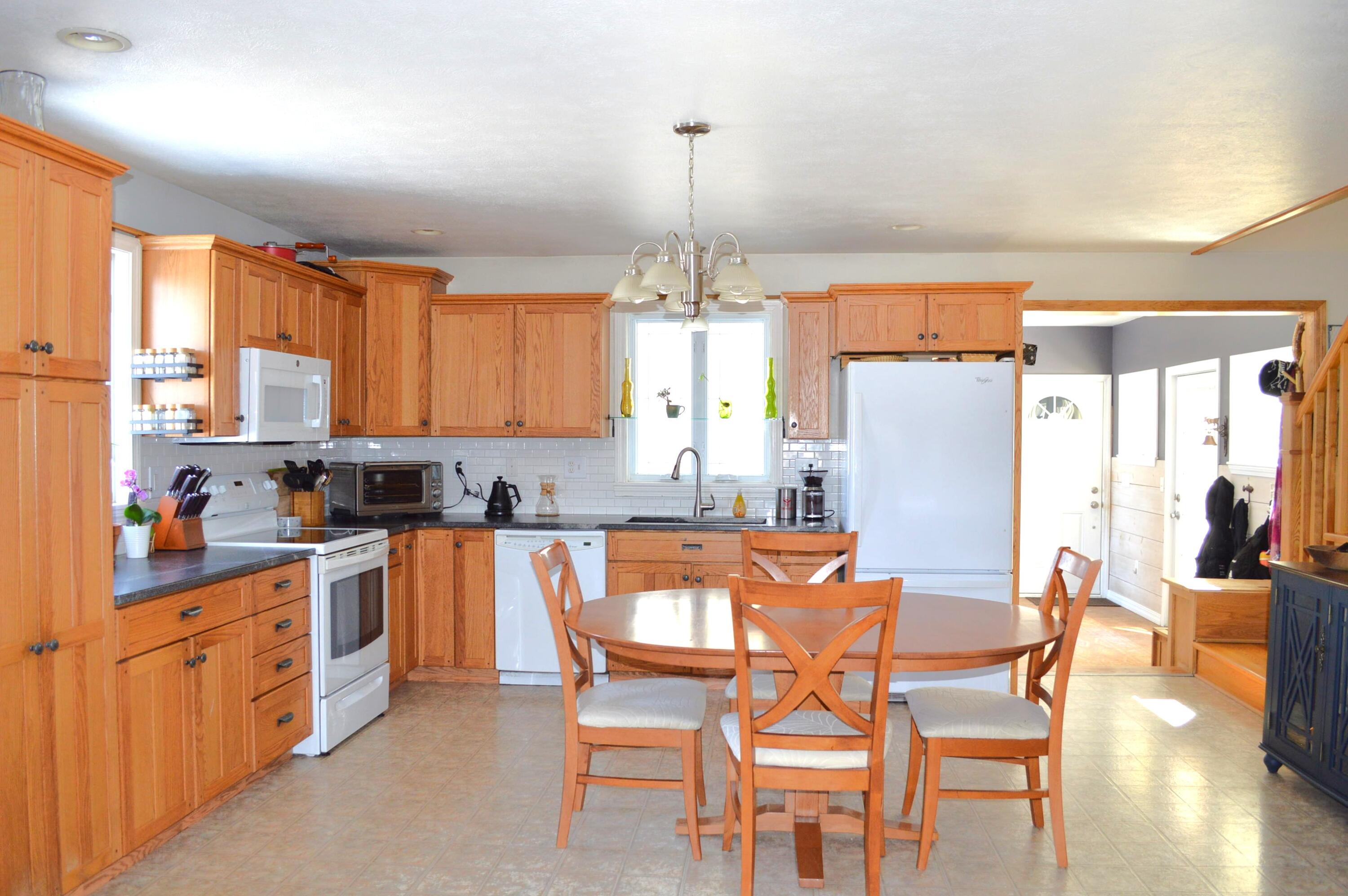 305 Market Street Property Photo 20