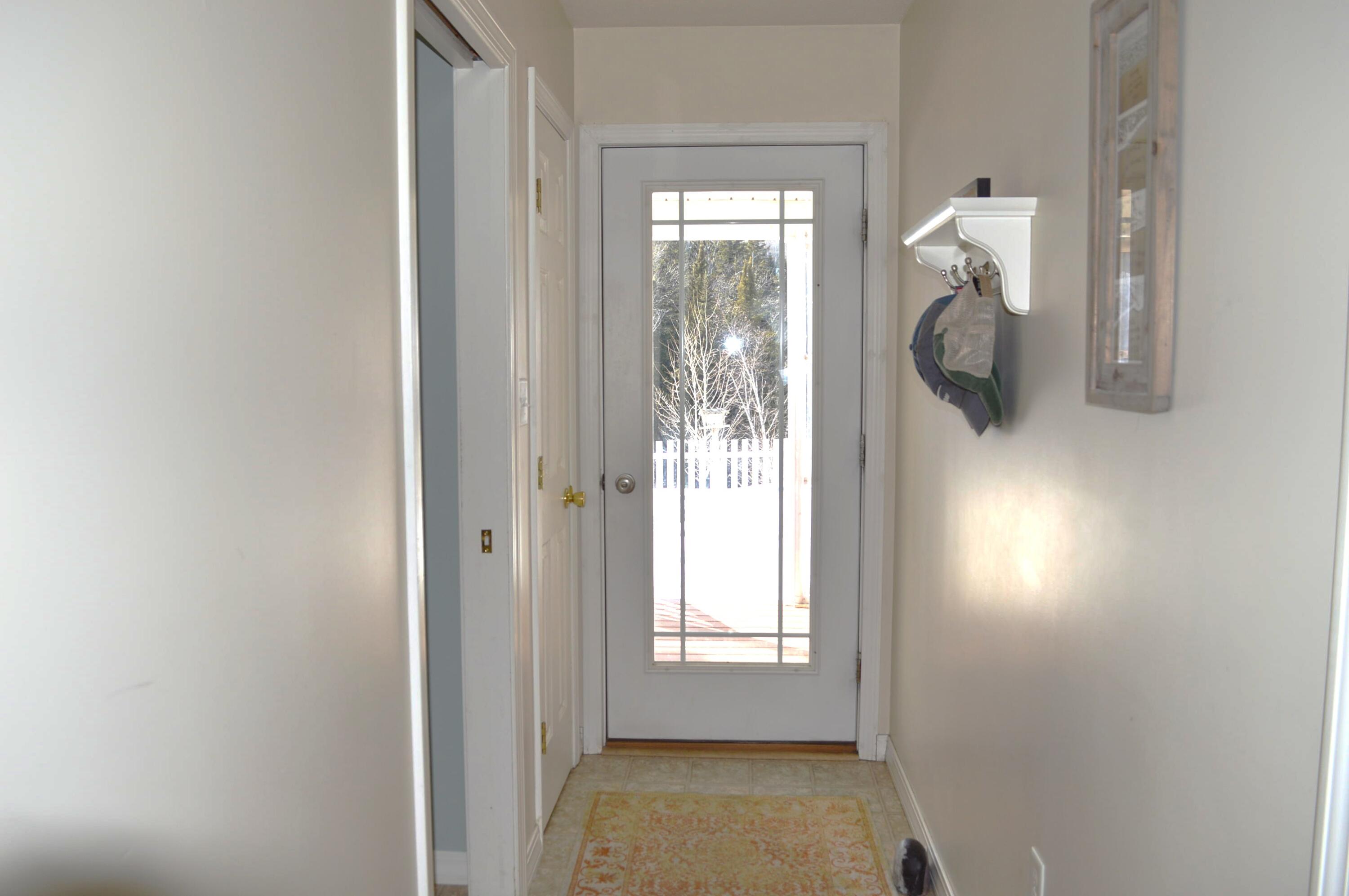 305 Market Street Property Photo 24