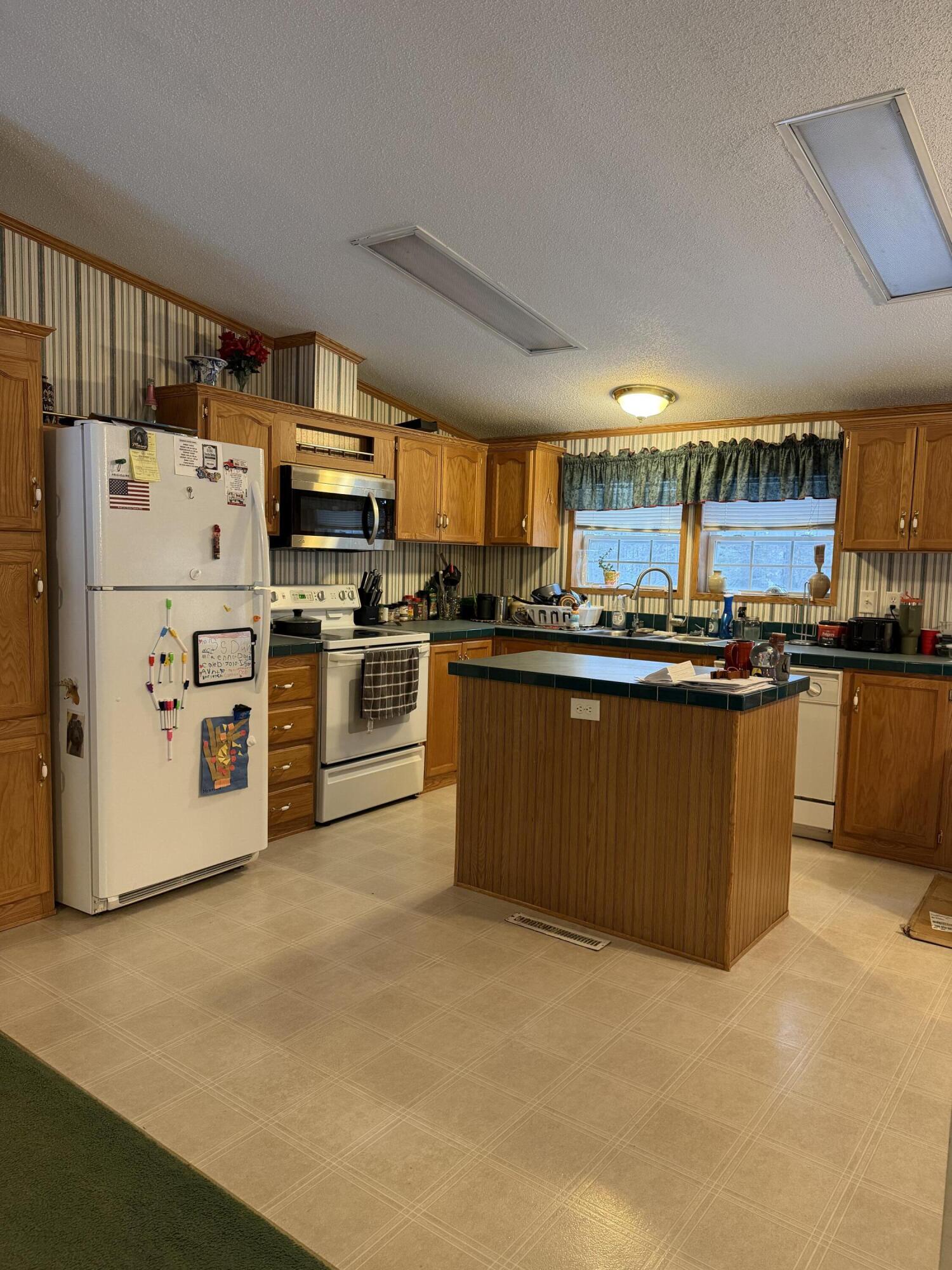 32 Pound Hill Road Property Photo 21
