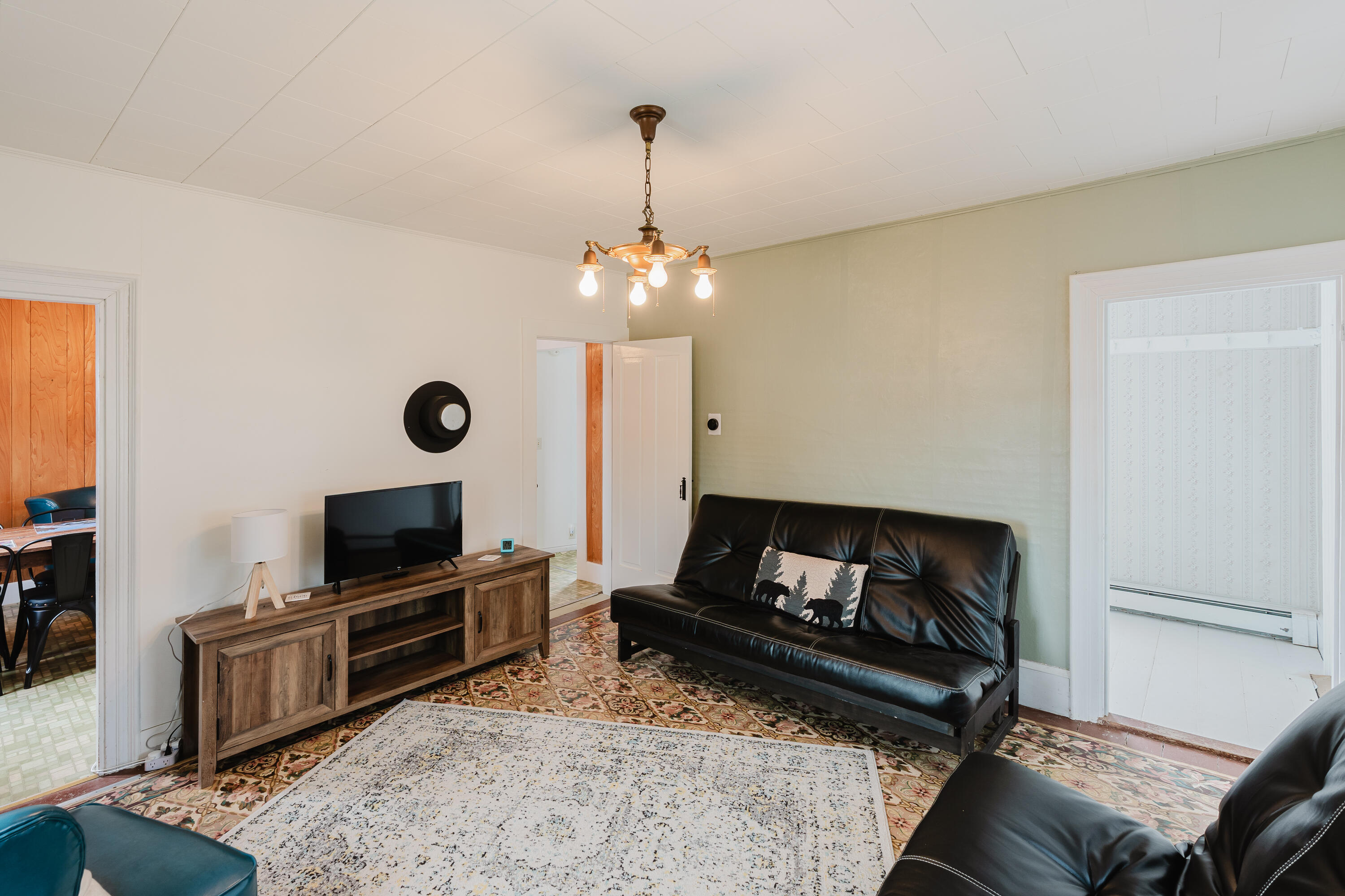 1357 Indian River Road Property Photo 9