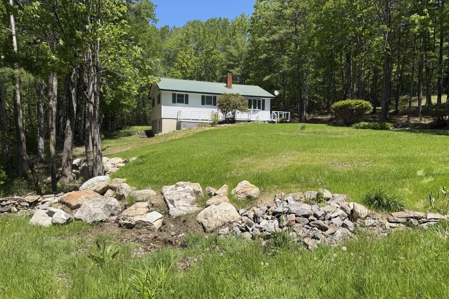 16 Evergreen Estates Road Property Photo 4