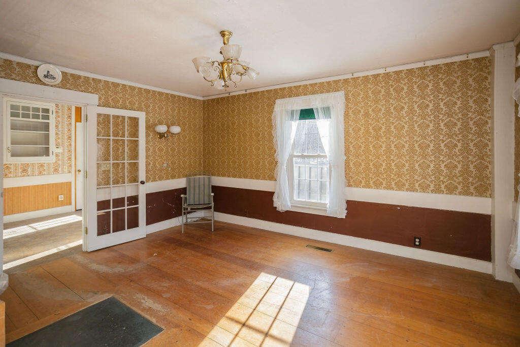 449 Holley Road Property Photo 10