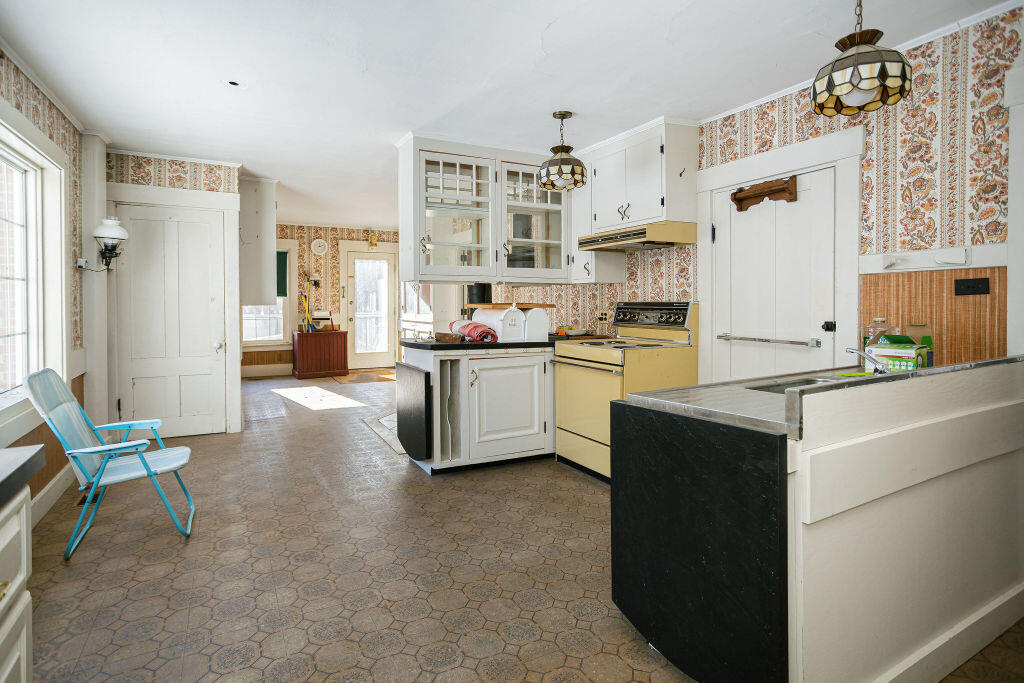 449 Holley Road Property Photo 16