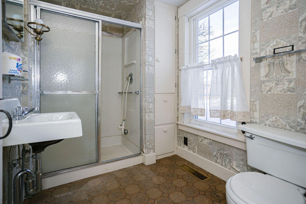 449 Holley Road Property Photo 19