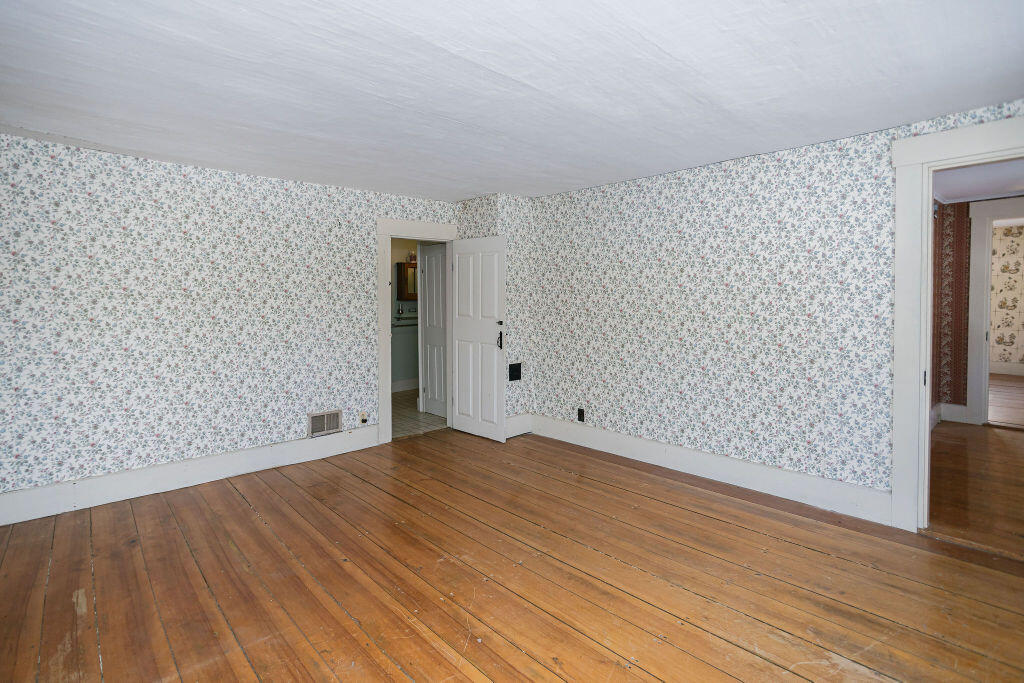 449 Holley Road Property Photo 33