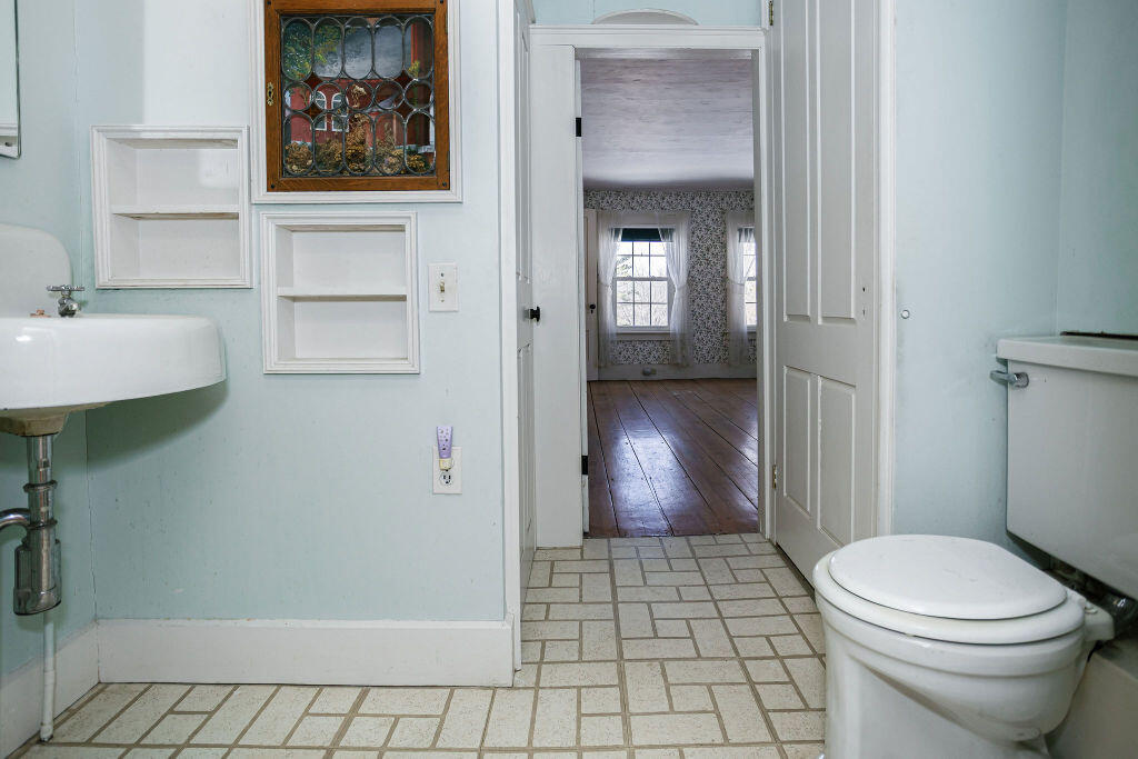 449 Holley Road Property Photo 35