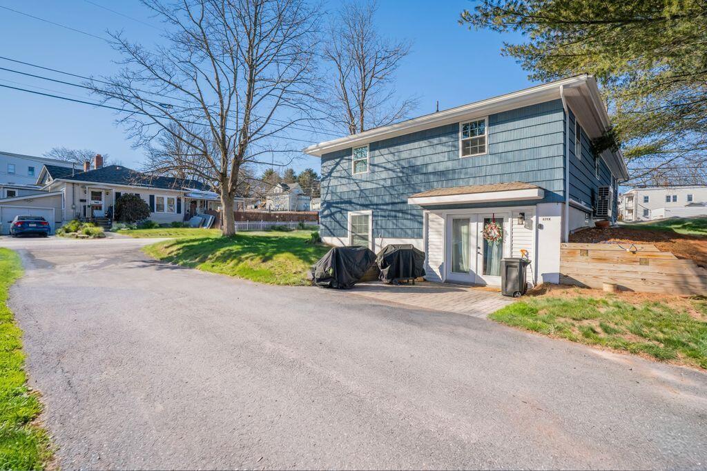 675 Sabattus Street Property Photo 3