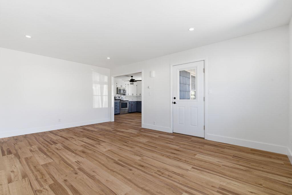 675 Sabattus Street Property Photo 9