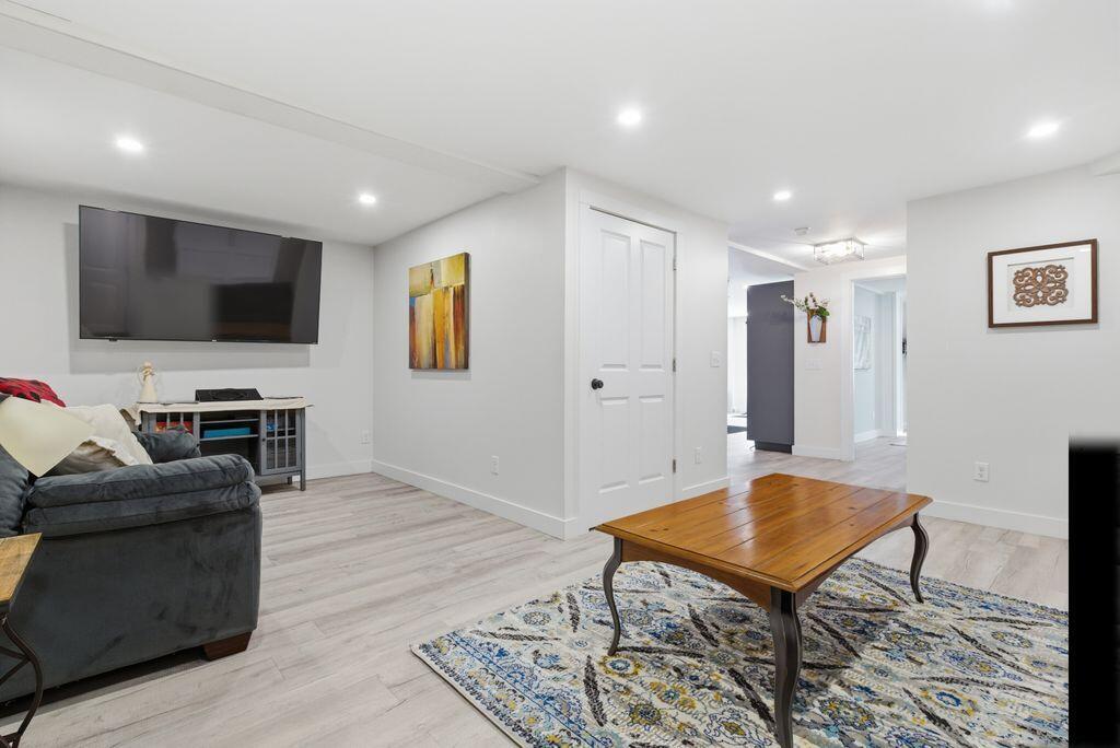 675 Sabattus Street Property Photo 32