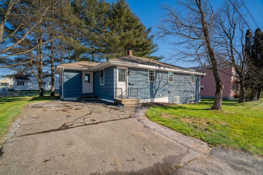 675 Sabattus Street Property Photo 43