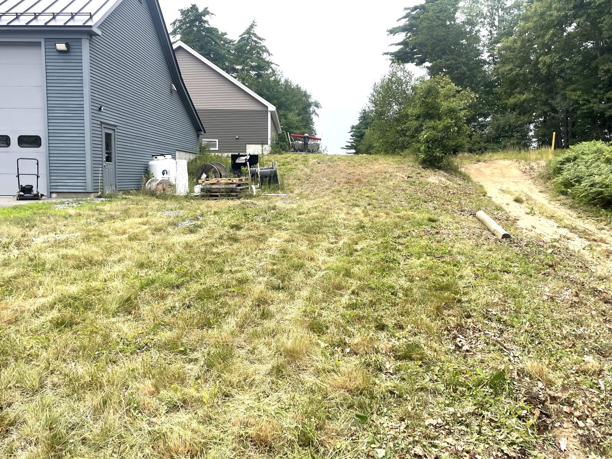 989 Roosevelt Trail Property Photo 16