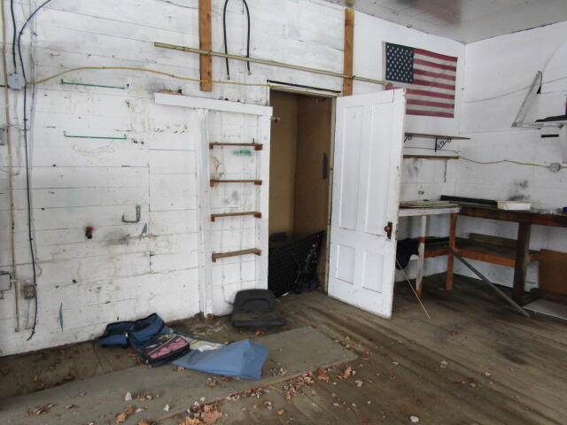 73 Kinderhook Street Property Photo 32