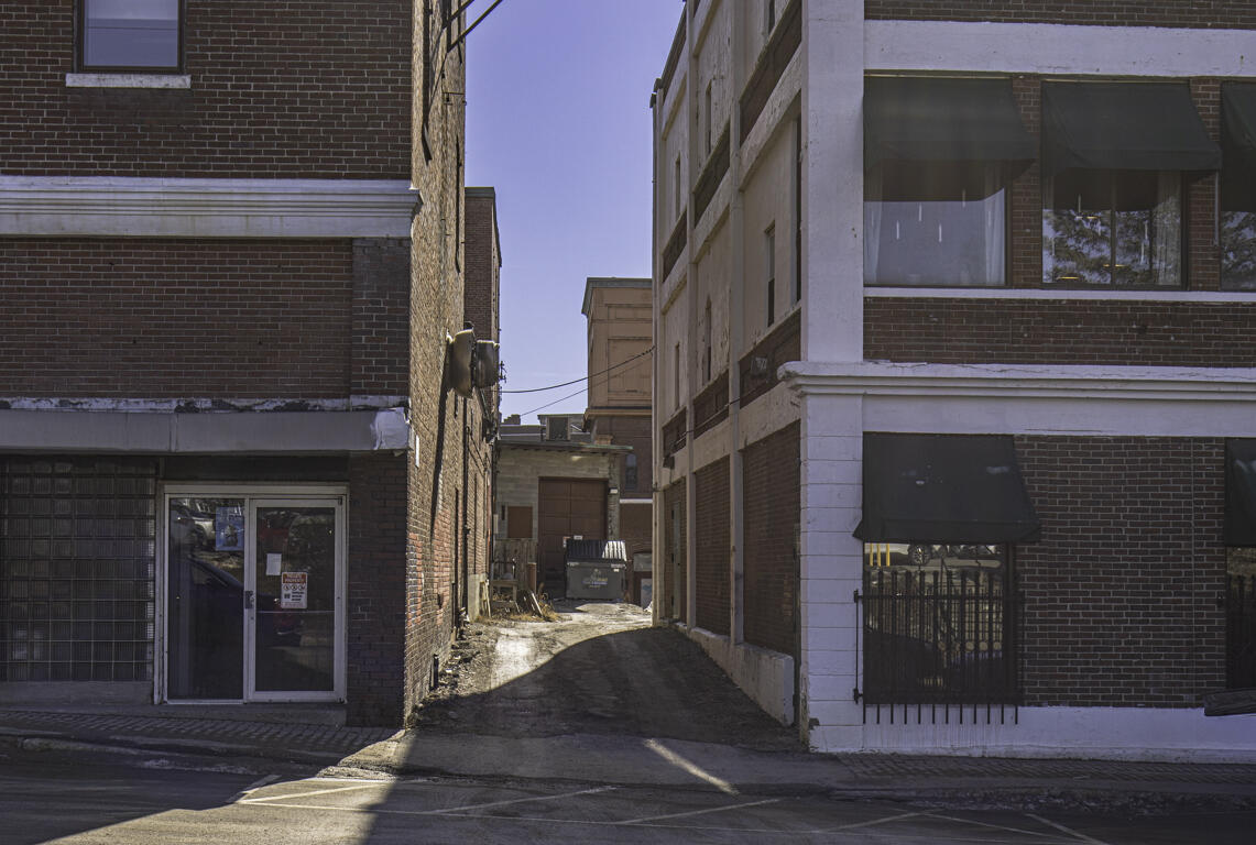 123-127 Franklin Street Property Photo 29