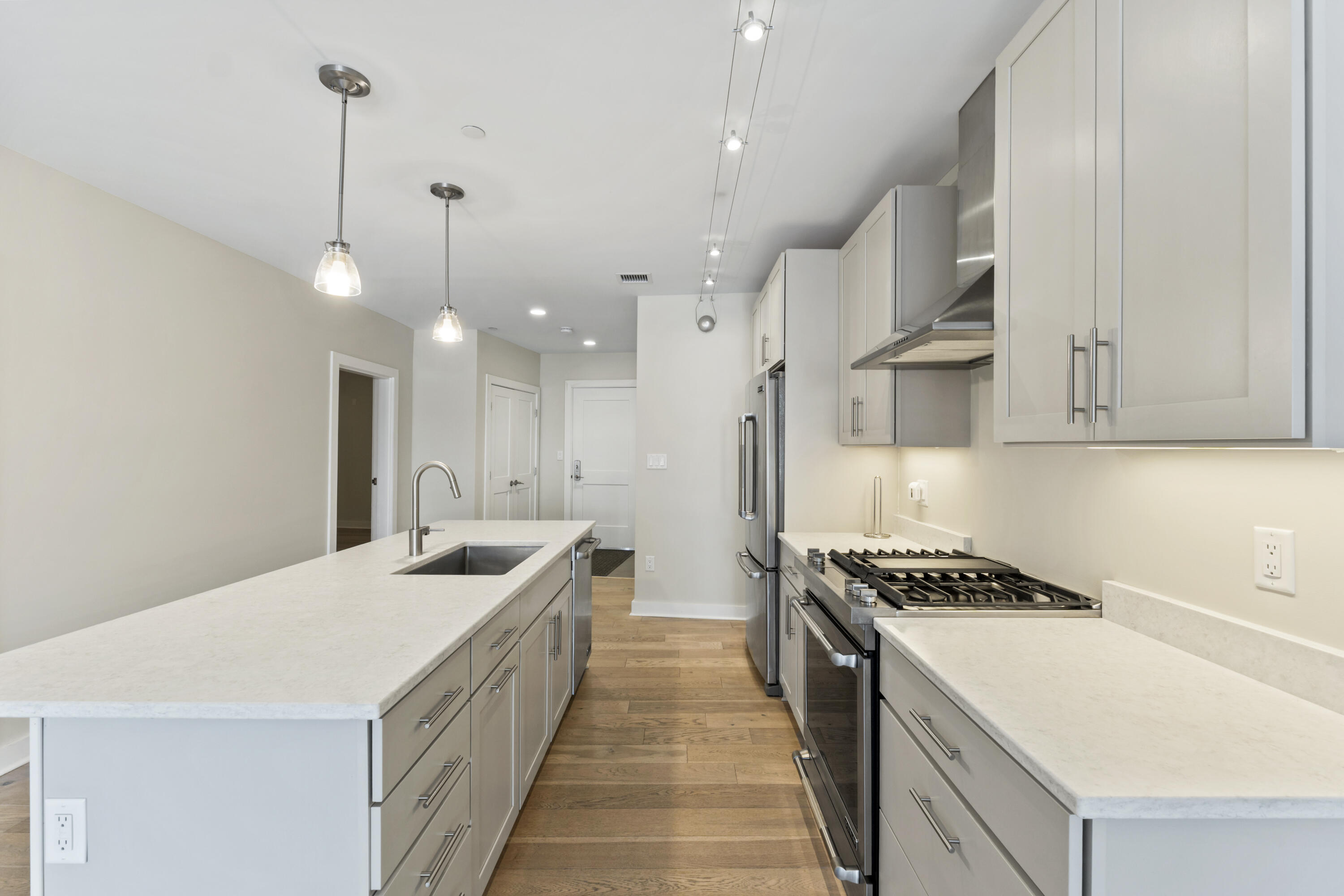 62 India Street 203 Property Photo 4