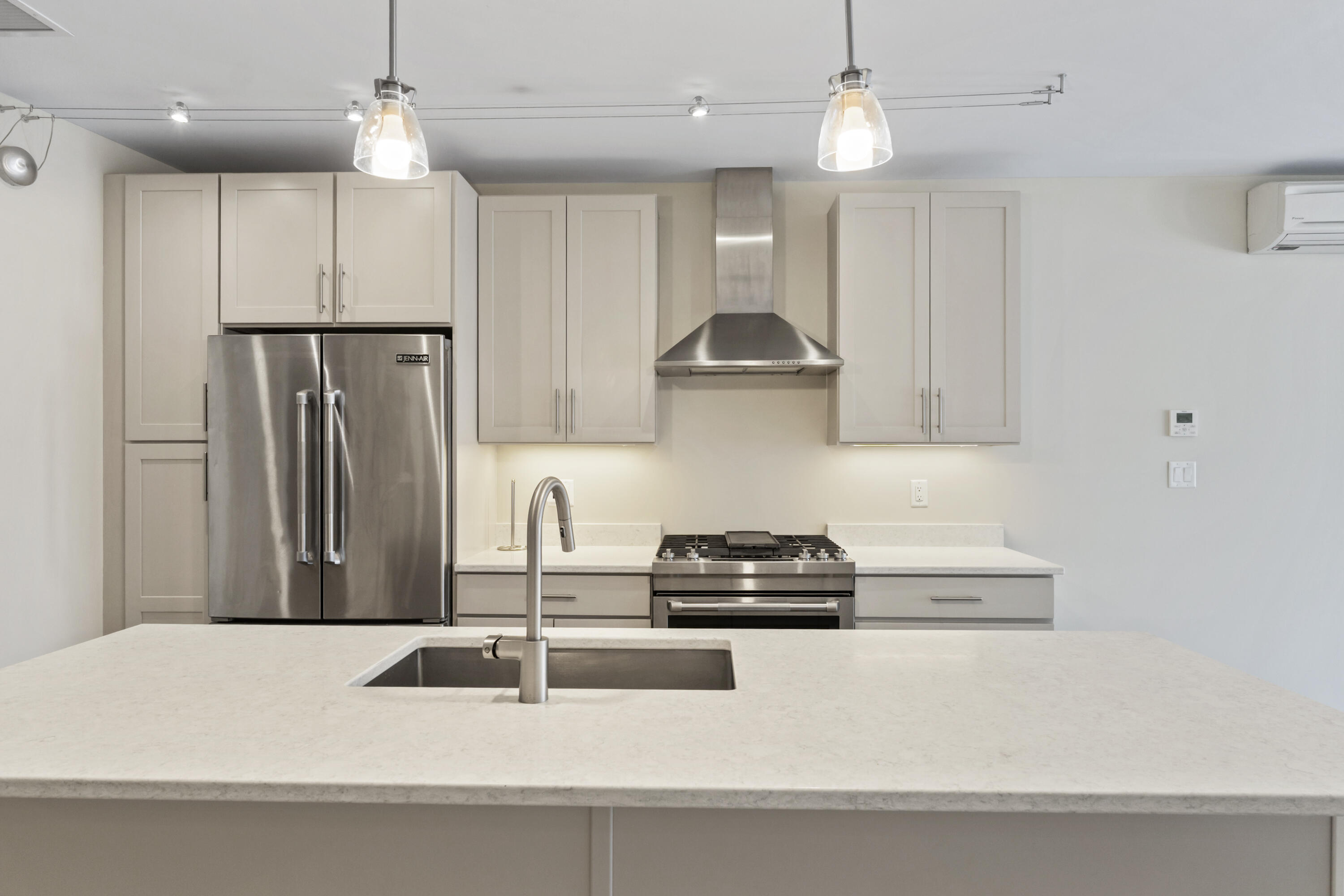62 India Street 203 Property Photo 6