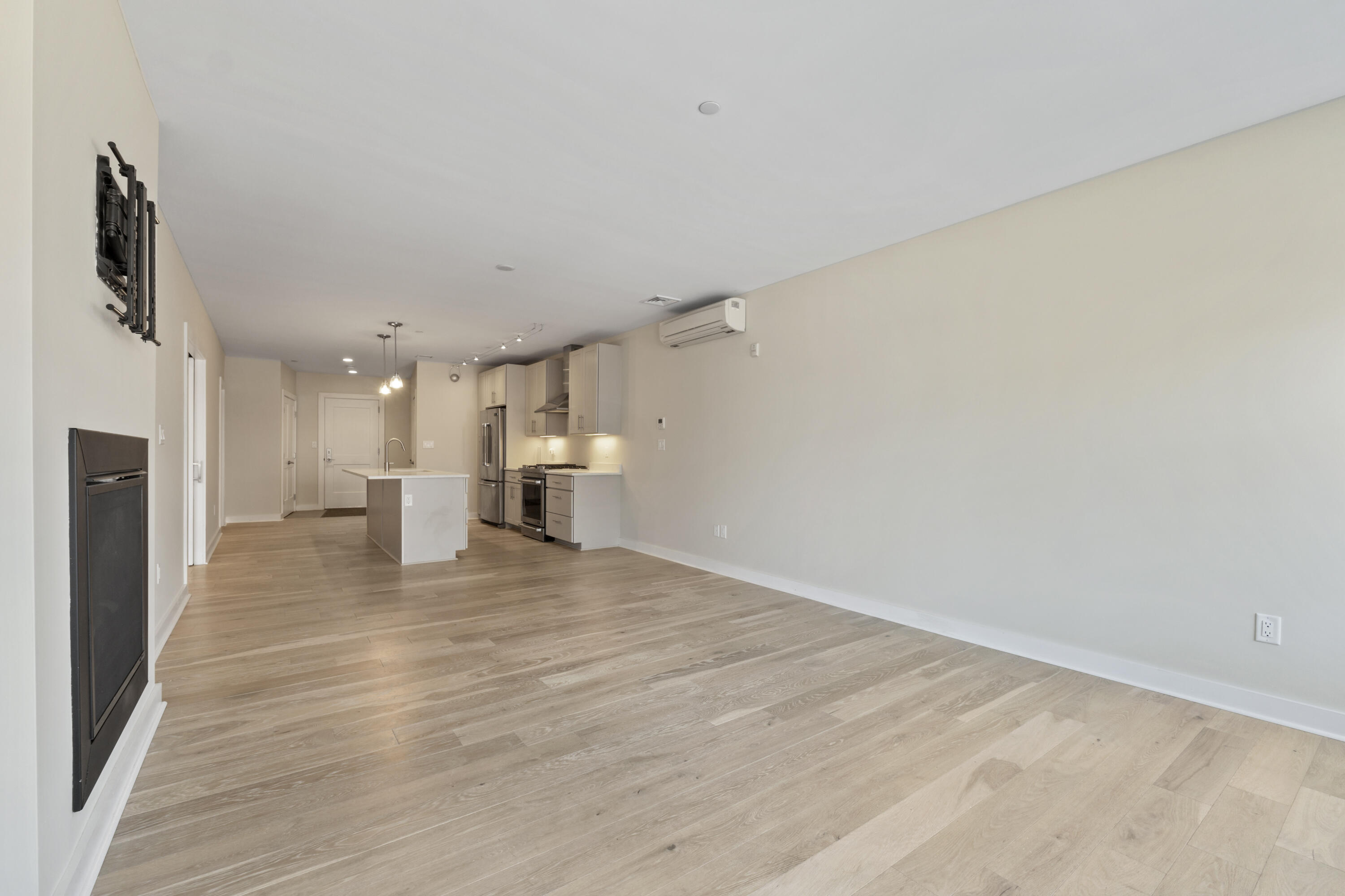 62 India Street 203 Property Photo 13