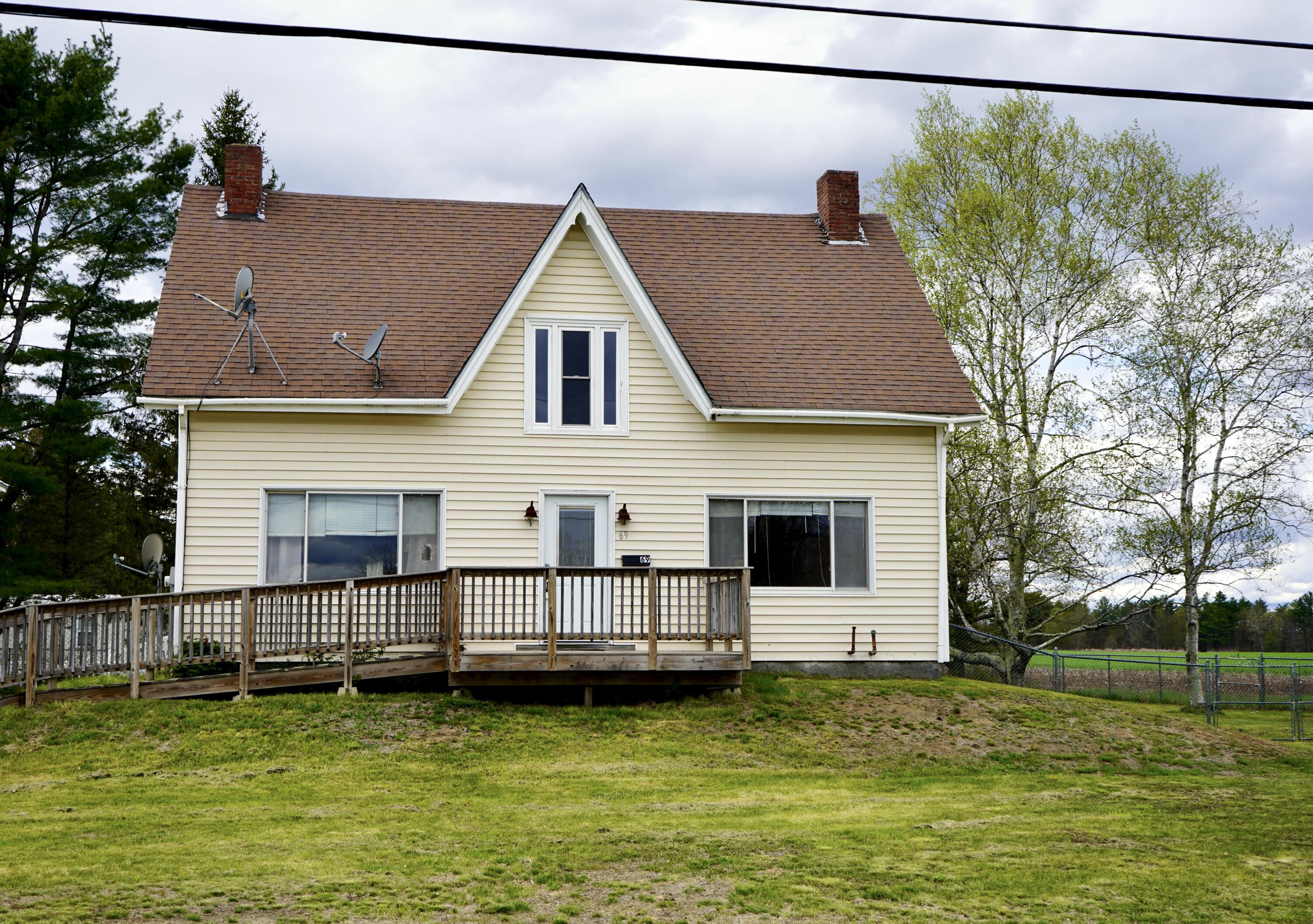 69 Smithfield Road Property Photo 3