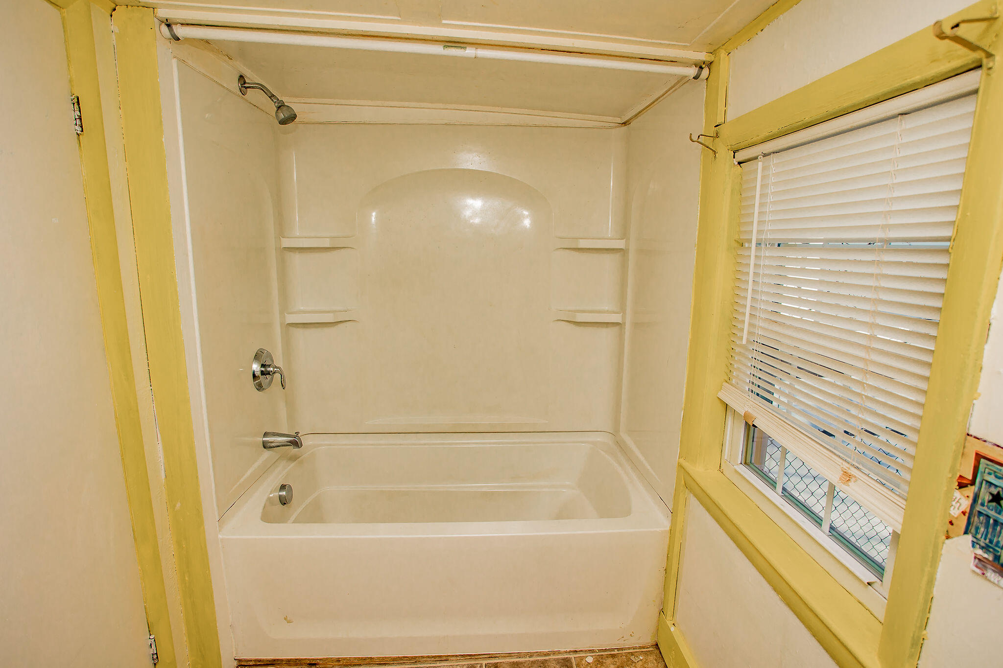 260 Weld Street Property Photo 9