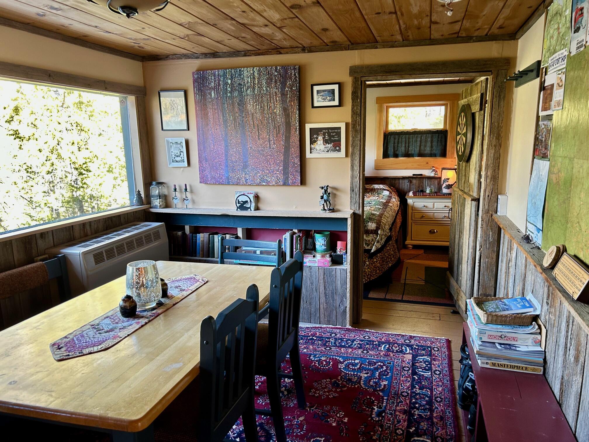 1050 Spring Farm Road Property Photo 4
