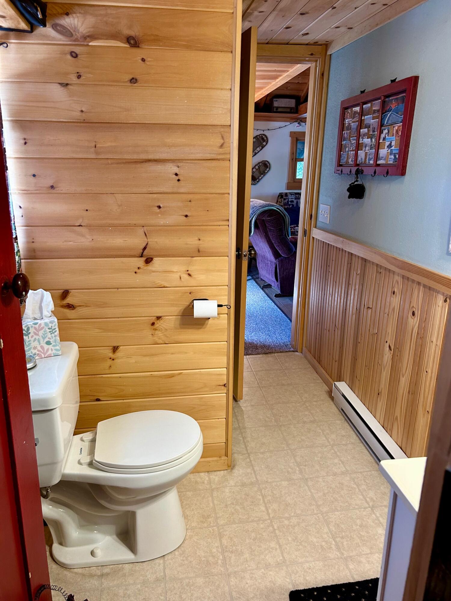 1050 Spring Farm Road Property Photo 11