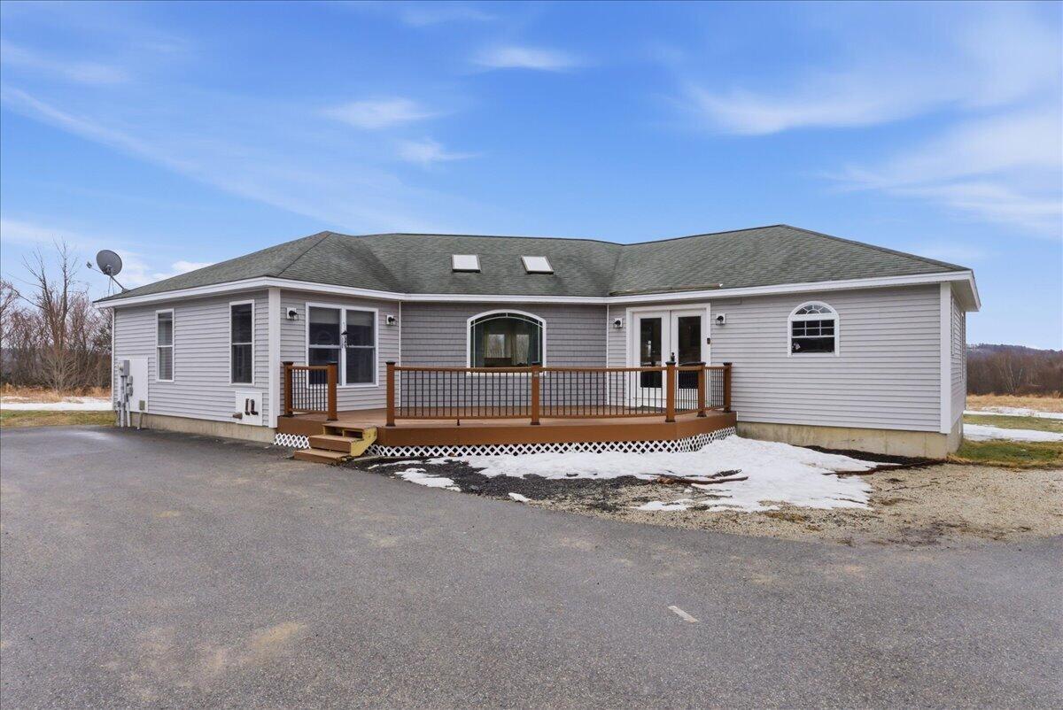 562 Lower Street Property Photo 3