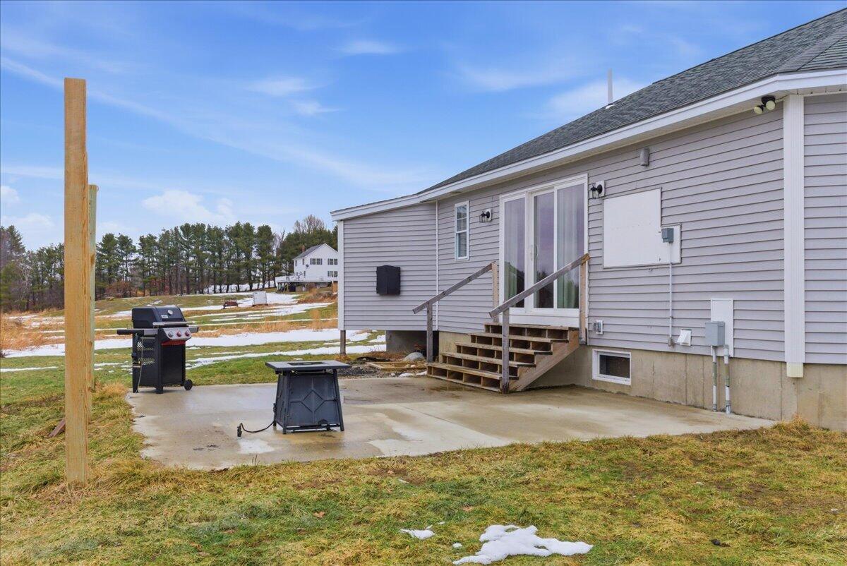 562 Lower Street Property Photo 6