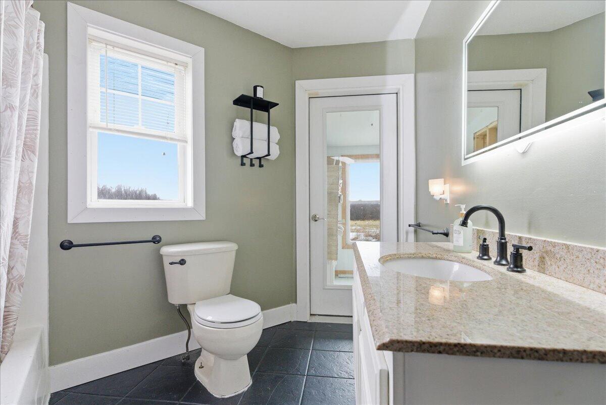 562 Lower Street Property Photo 35