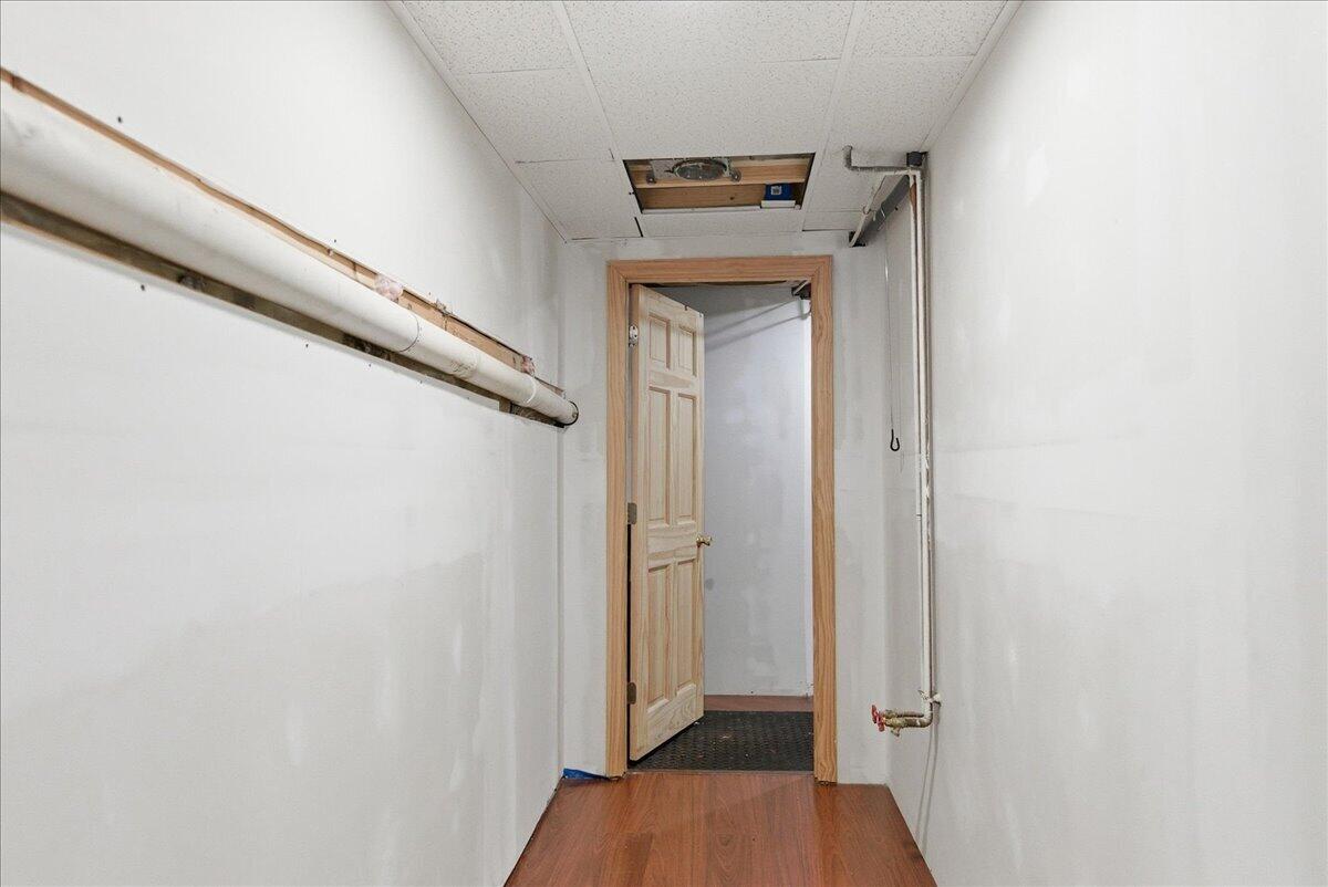 562 Lower Street Property Photo 41