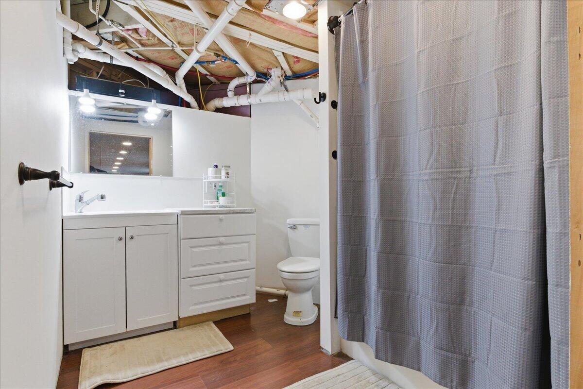 562 Lower Street Property Photo 43