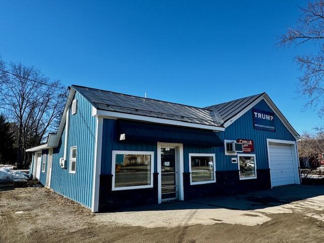 162 North Avenue Property Photo 2