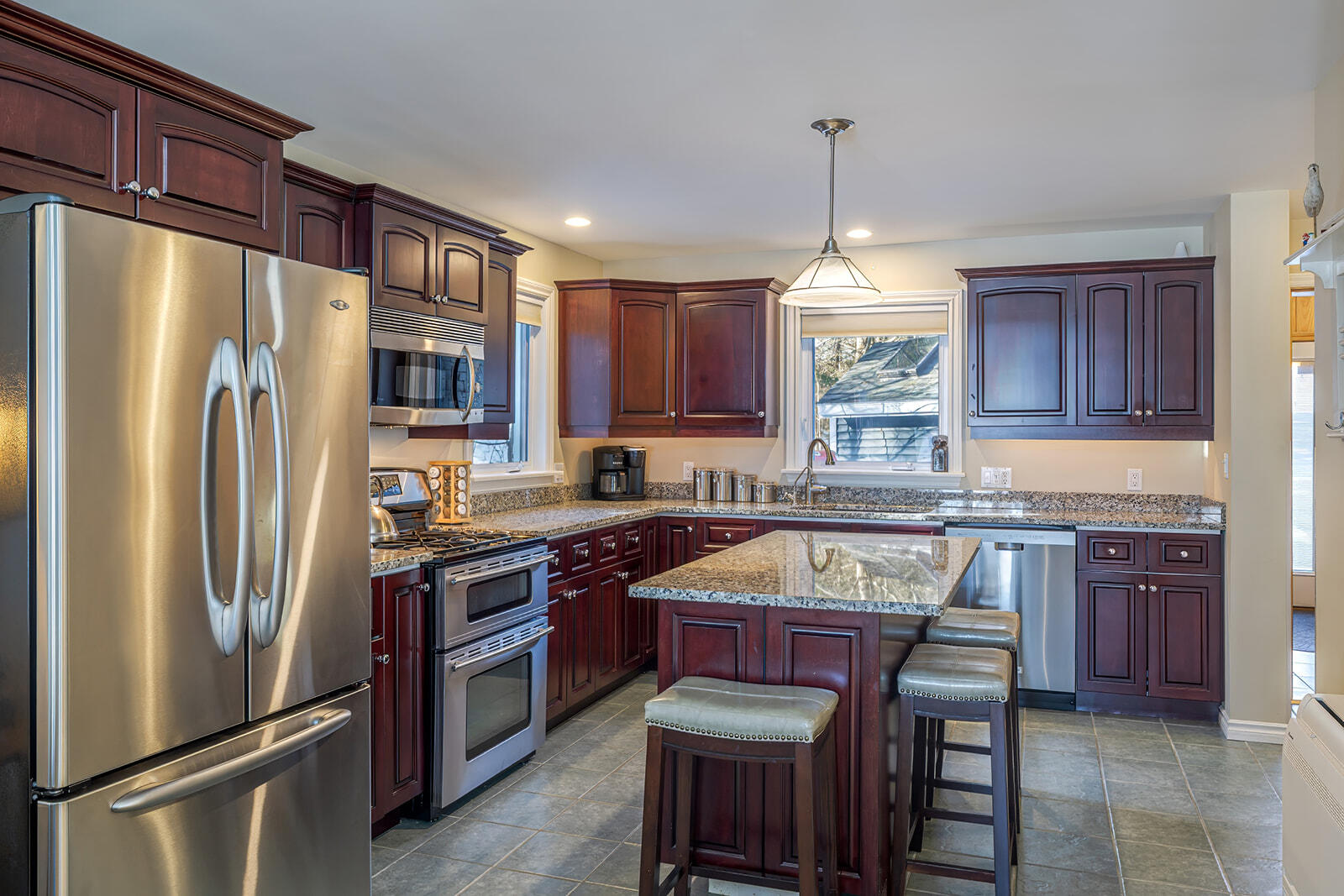 282 Branchview Drive Property Photo 4