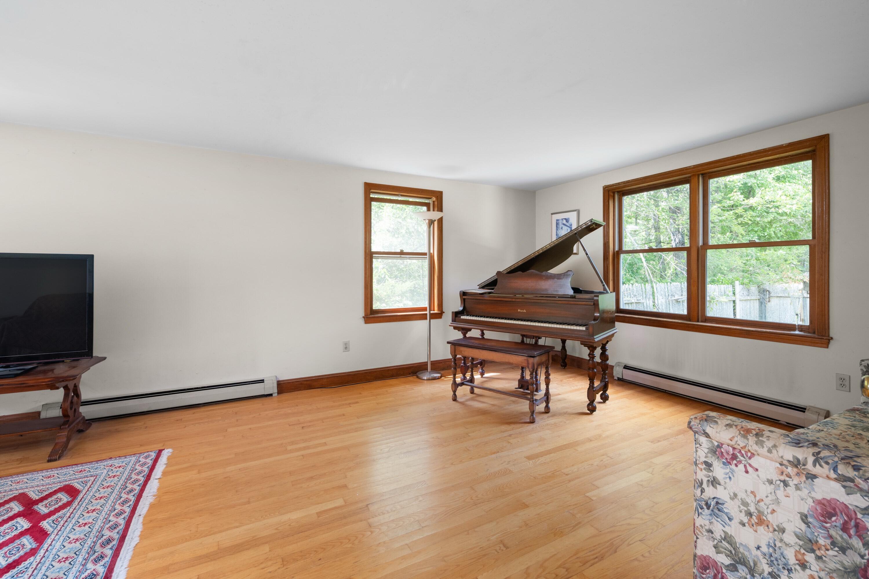 5 Heath Road Property Photo 9