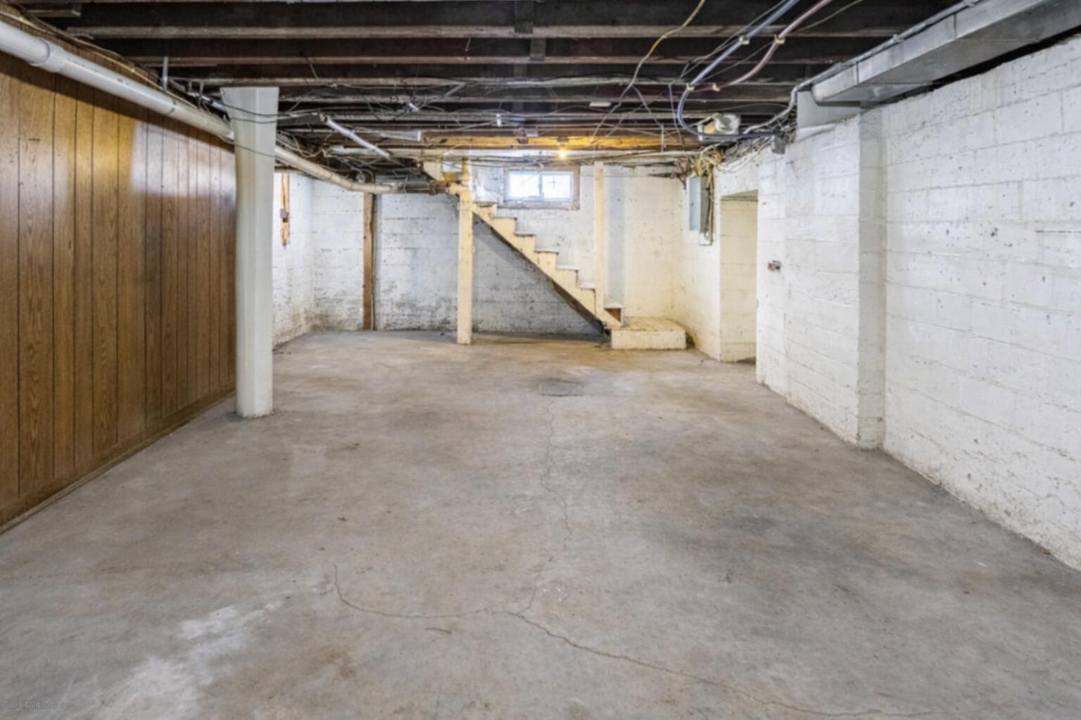 15 Fairfax Street Property Photo 32