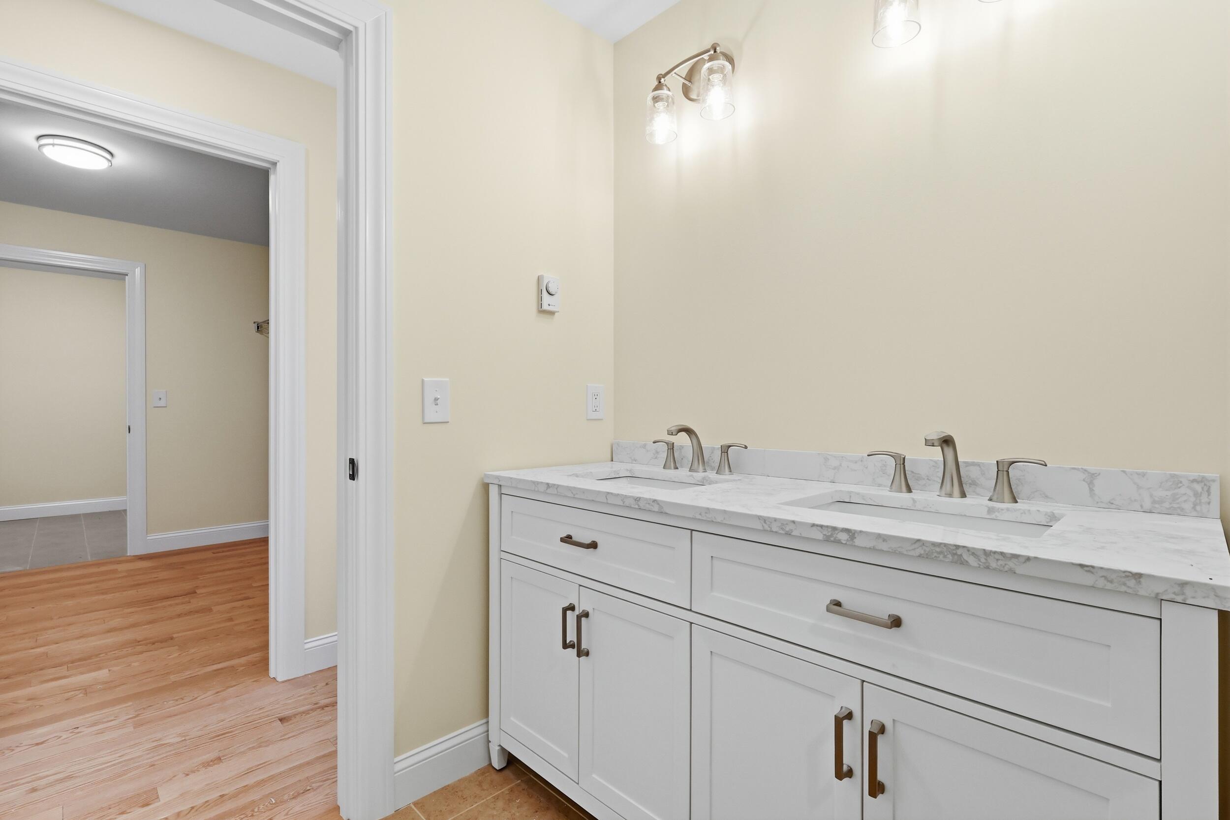 3 Hardwood Lane Property Photo 23