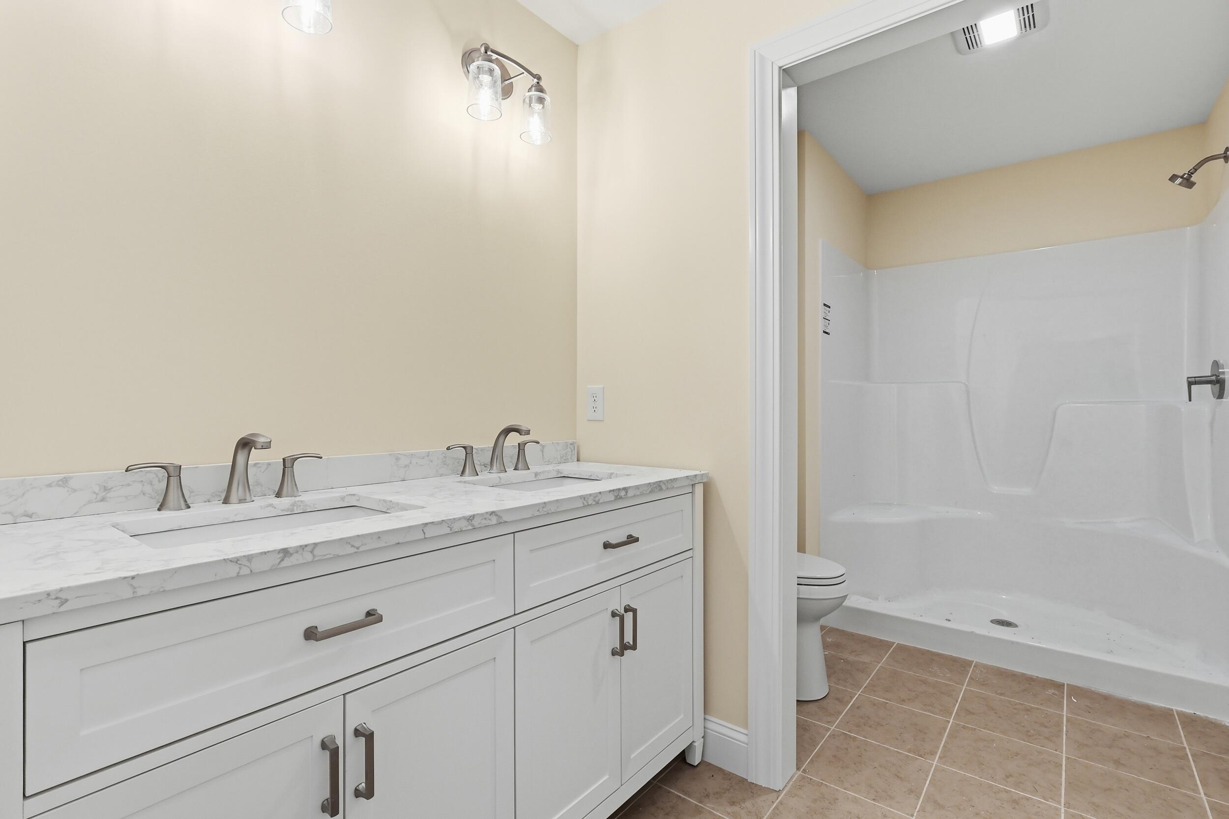 3 Hardwood Lane Property Photo 25