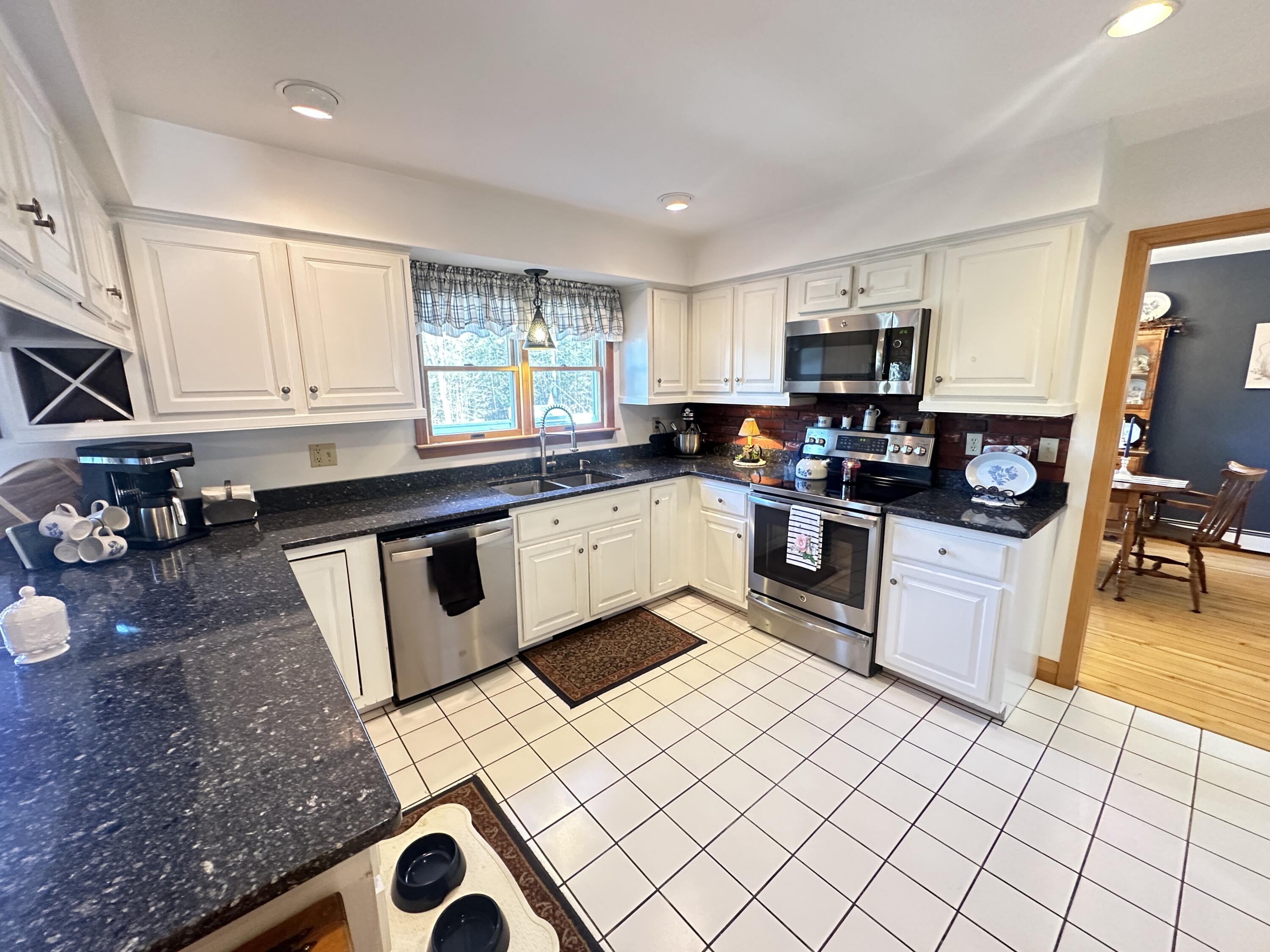 88 Sweet Road Property Photo 13