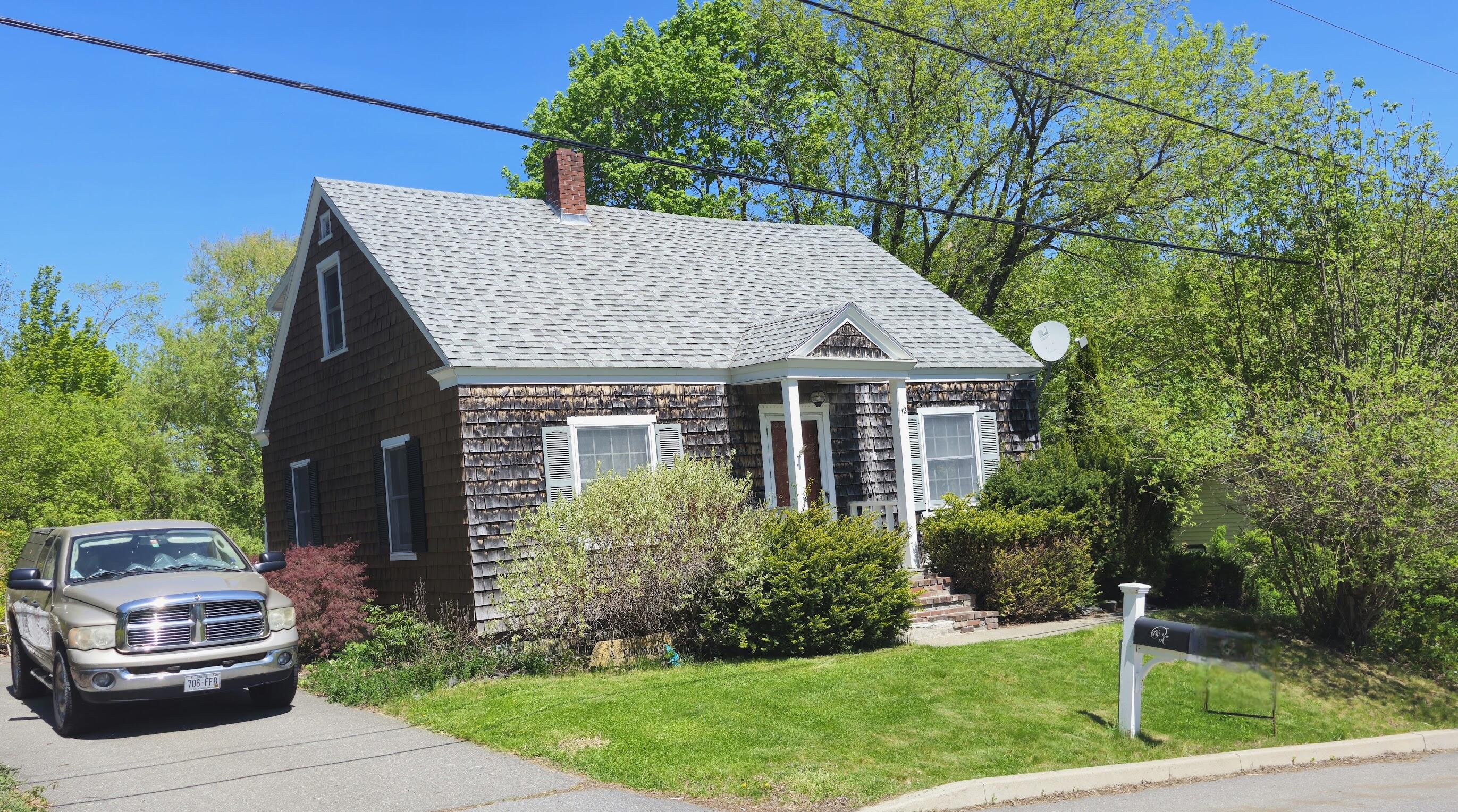 12 Schoolhouse Lane Property Photo 3
