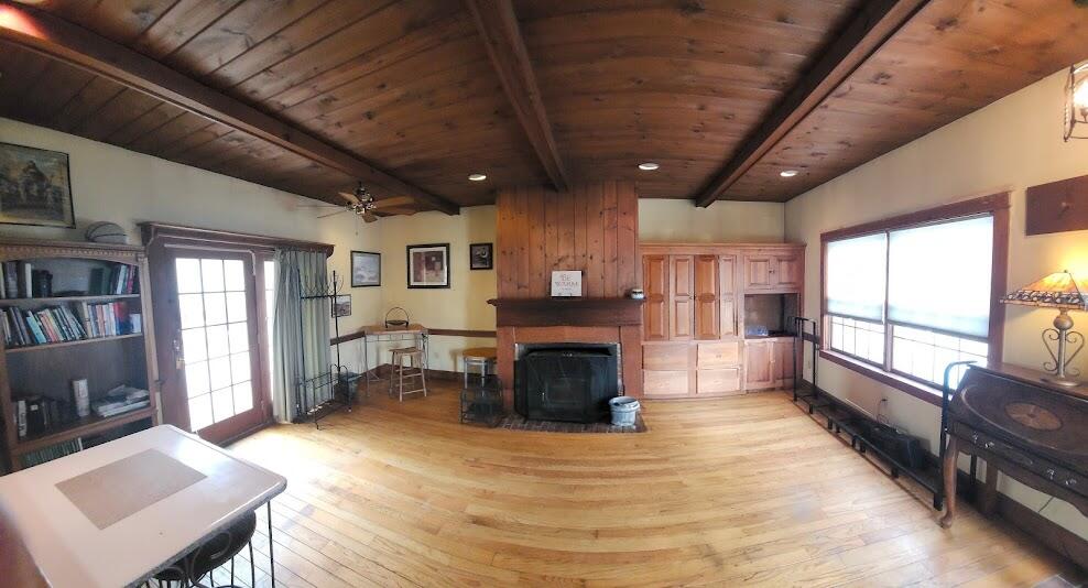 12 Schoolhouse Lane Property Photo 8