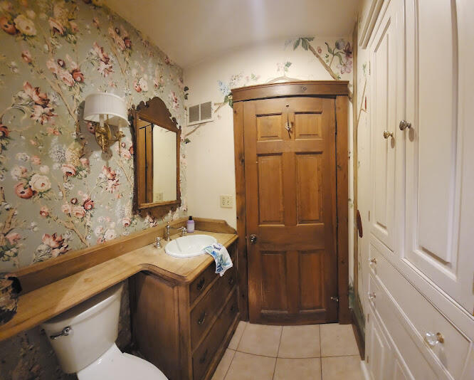 12 Schoolhouse Lane Property Photo 20