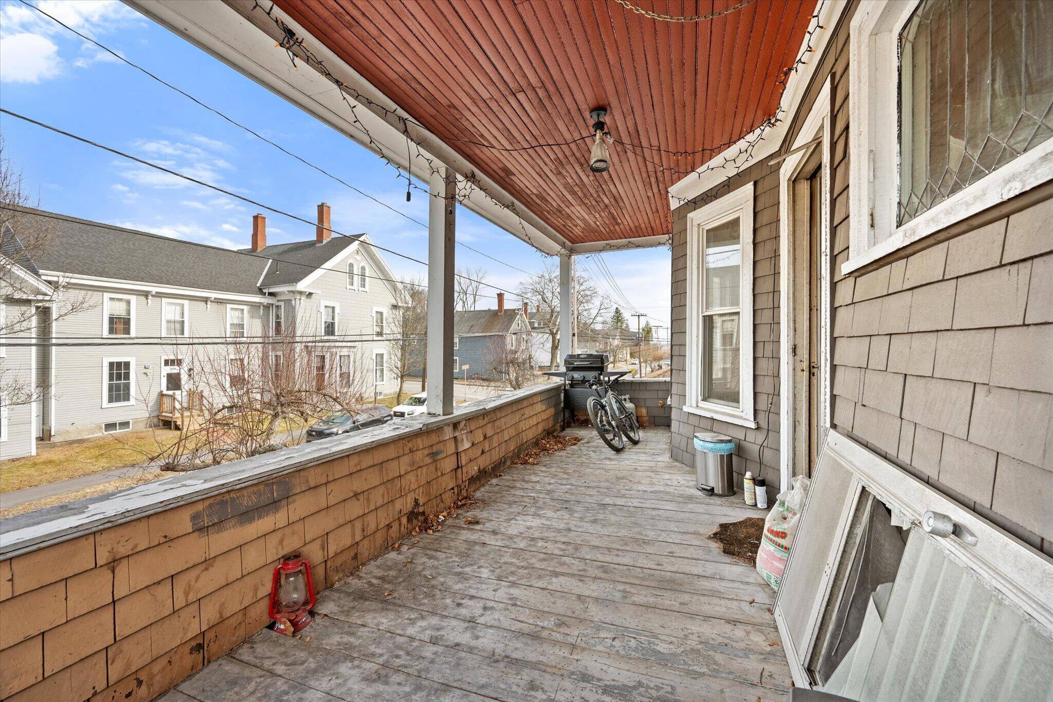 284 French Street Property Photo 12
